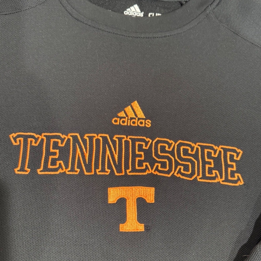 Adidas Tennessee Volunteers Embroidered Logo Black Crewneck Sweatshirt UT